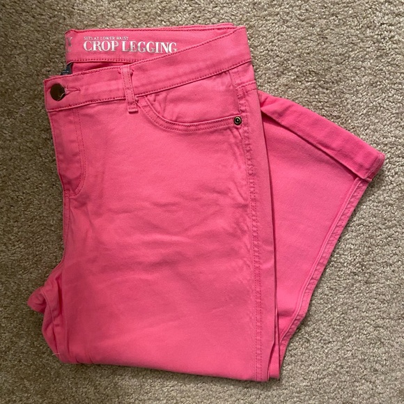 NY&Co Pink Crop Legging, Sz 12 - Picture 2 of 16